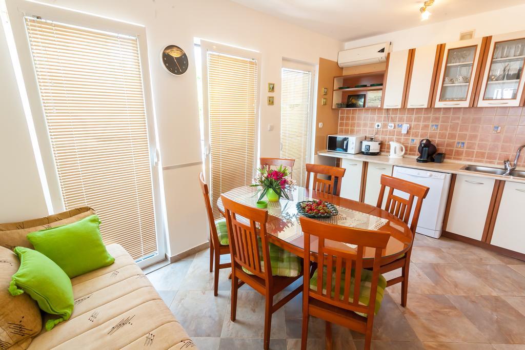 Apartments Mila Krimovica Dış mekan fotoğraf